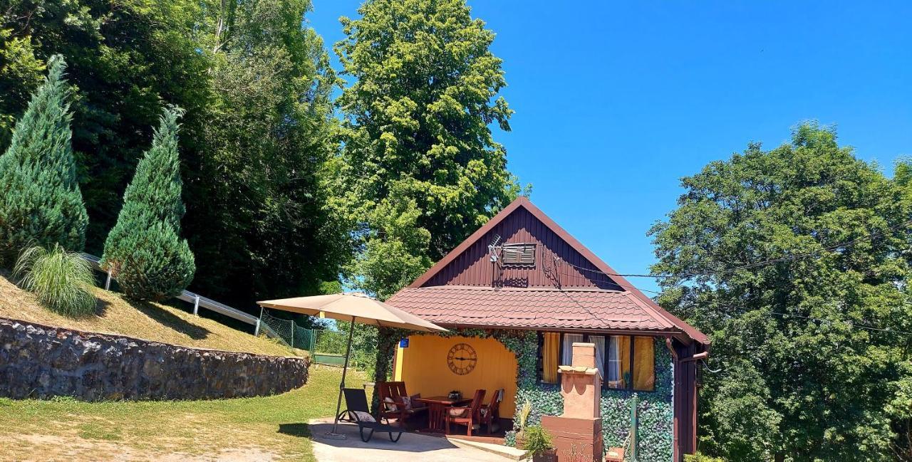 Honey house Lika Villa Gospić Buitenkant foto